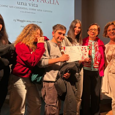 Studenti e insegnanti per la premiazione La battaglia dei giusti-8