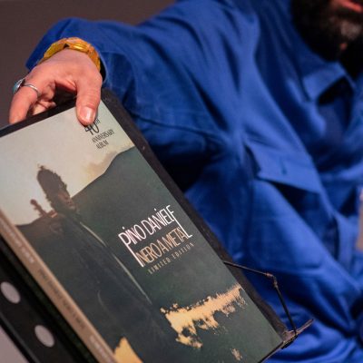 Il libro "Feeling" - foto Enza Sola, Associazione Culturale LAB 147